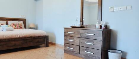 Superior Room, Pool View