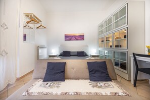 Standard Quadruple Room, Ensuite | Premium bedding, minibar, desk, blackout curtains - B&B Zanzibar - Ospitalità Siciliana (Avola)