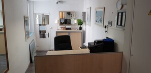 Reception hall - Hôtel de la Paix (Paris)