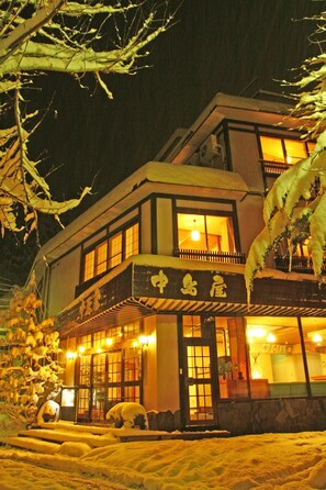 Ngoại thất