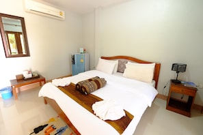 Blackout curtains, rollaway beds, free WiFi