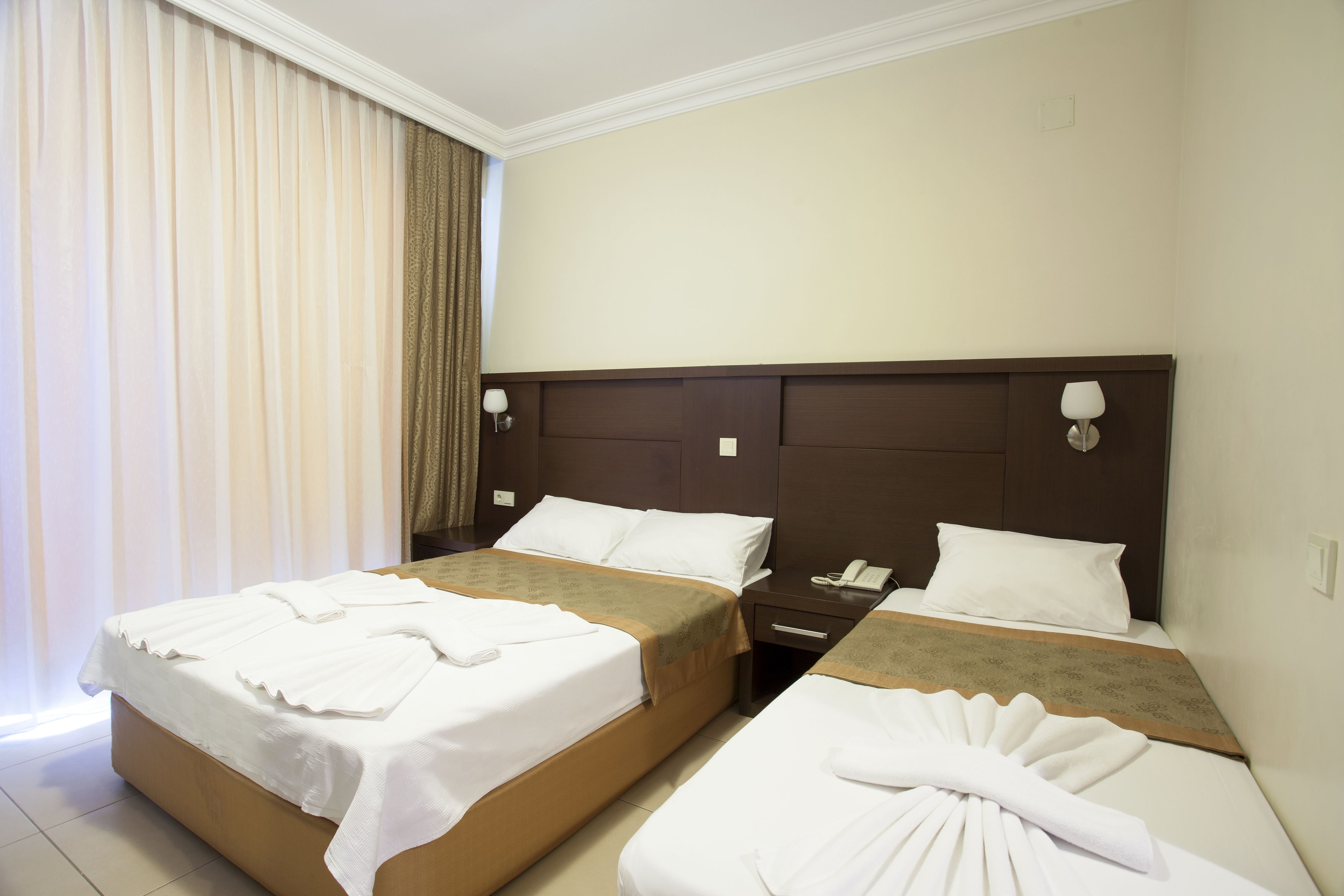 standard room | 2 bedrooms, premium bedding, free wifi, bed sheets