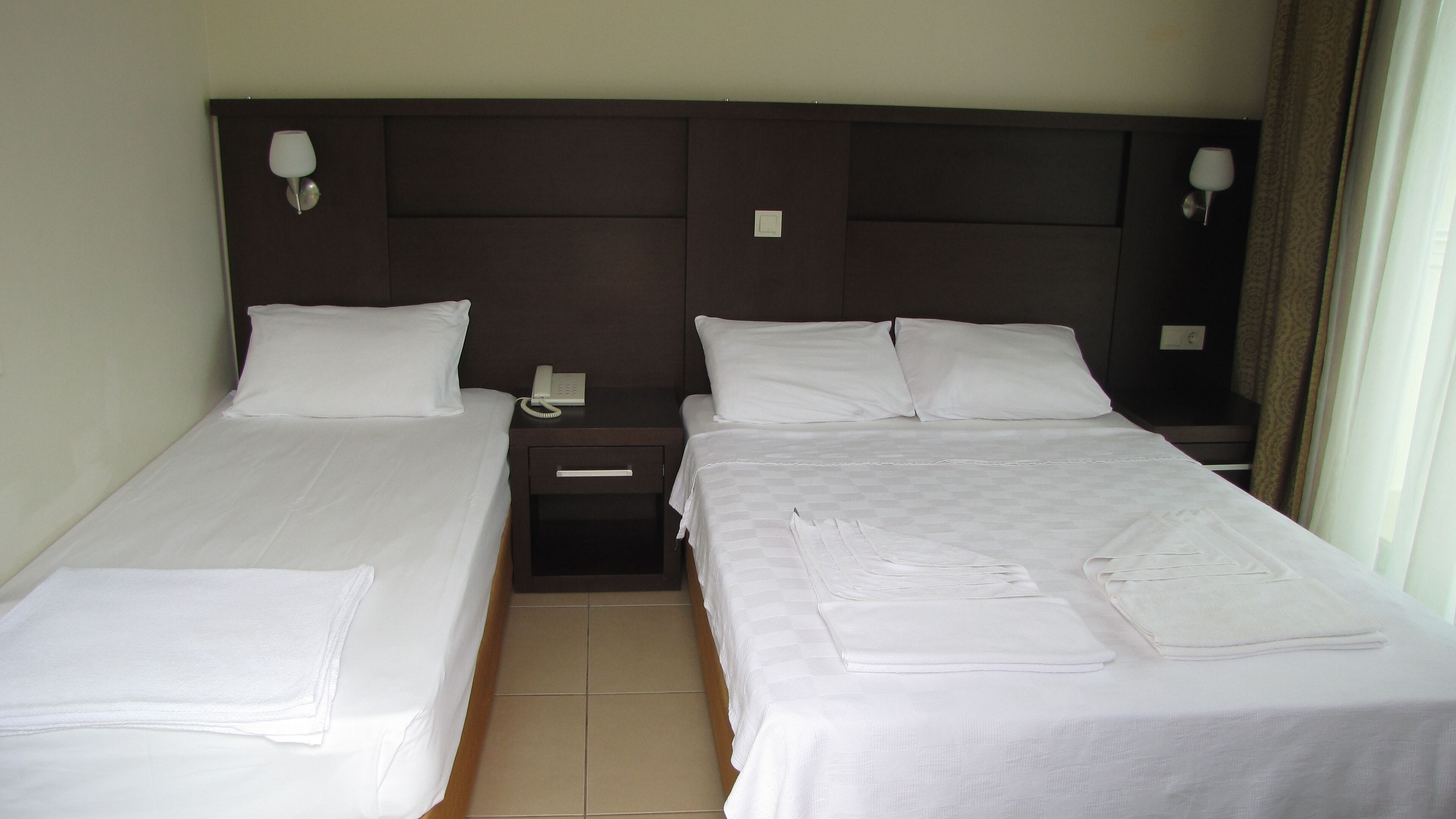 standard room | 2 bedrooms, premium bedding, free wifi, bed sheets