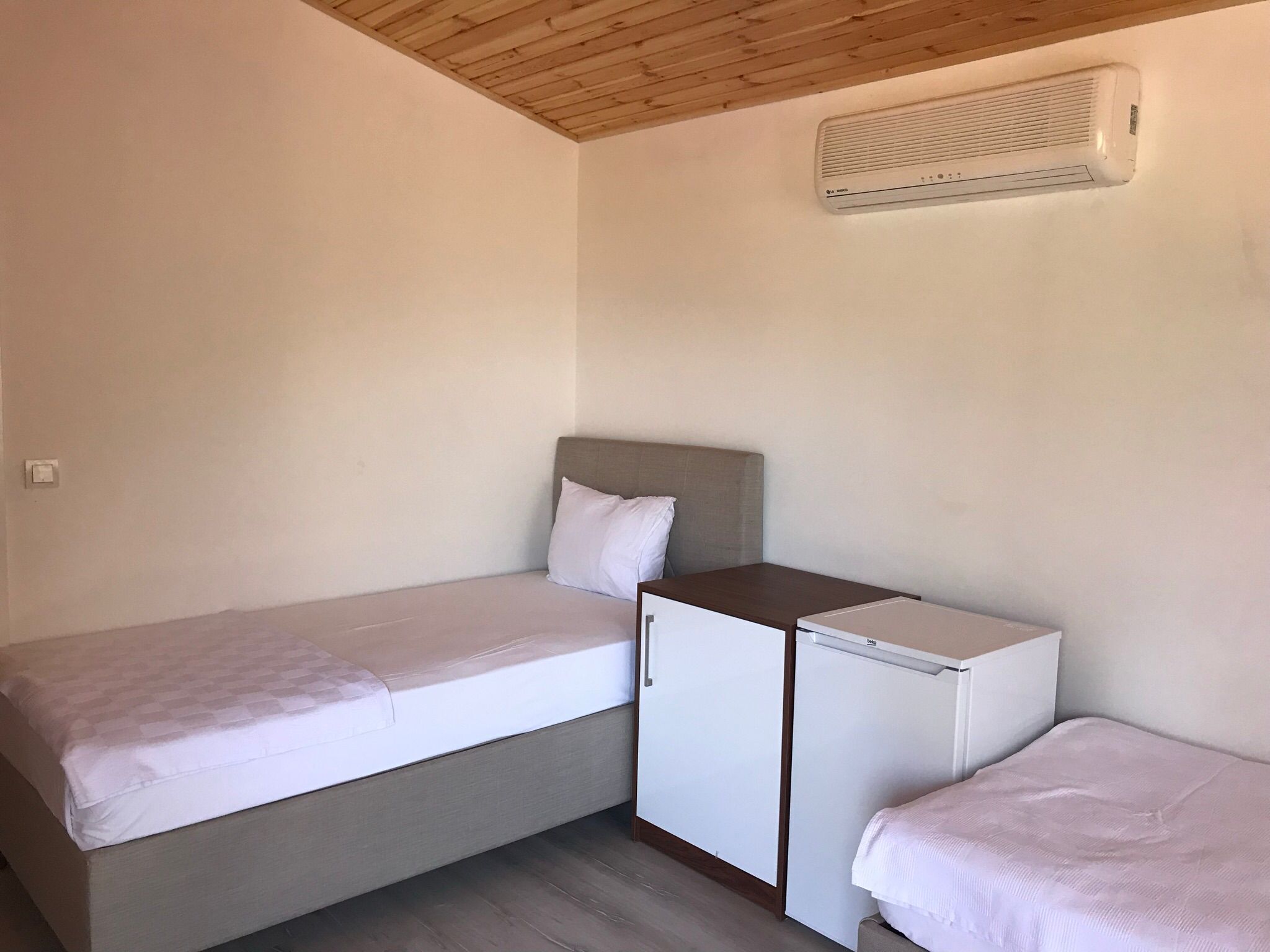 family bungalow | 2 bedrooms, premium bedding, free wifi, bed sheets