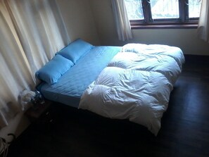 3BHK Apartment | 1 habitación y ropa de cama de alta calidad