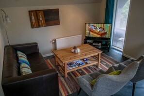 TV, books, stereo - 6 persons - Holiday home with partially covered terrace and large open kitchen (Anjum)