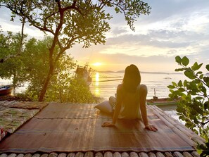 Deluxe Double Room with Air-con | Living area - Deep House Seaview (Ko Lanta)
