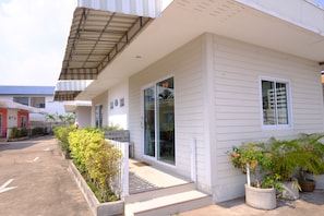 Exterior - Hotel Supree by Mumsabai (Mukdahan)