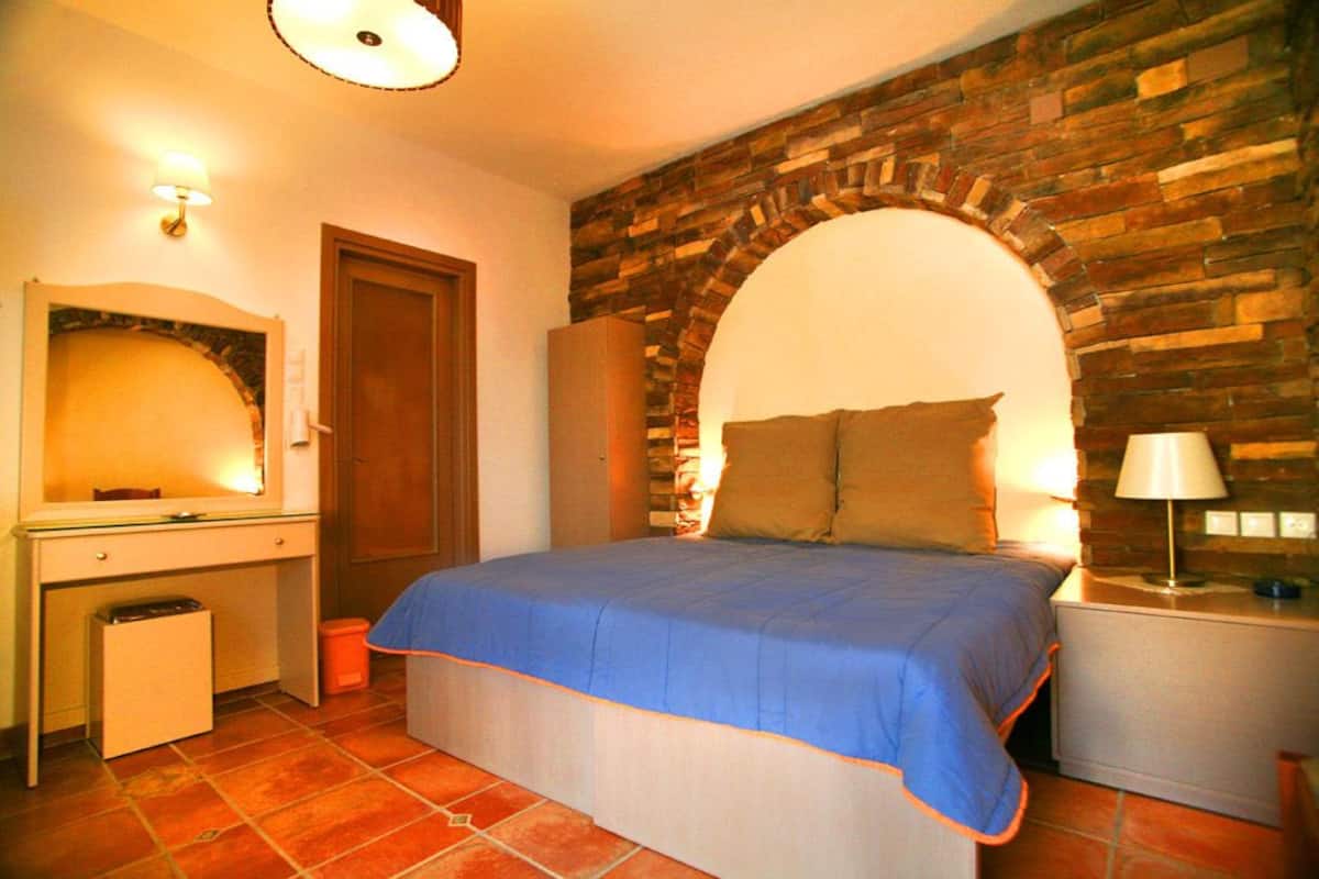 Luxe studio | Geluiddichte muren, gratis babybedden, gratis wifi, beddengoed