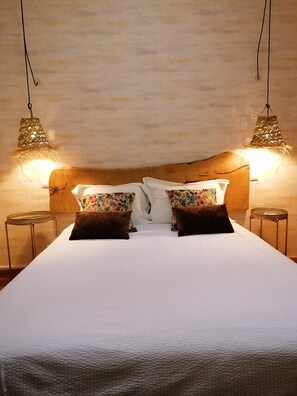 3 bedrooms, soundproofing, iron/ironing board, free WiFi