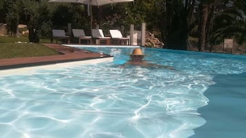 Una piscina riscaldata