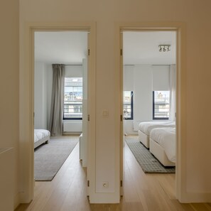 Apartment (5th floor)