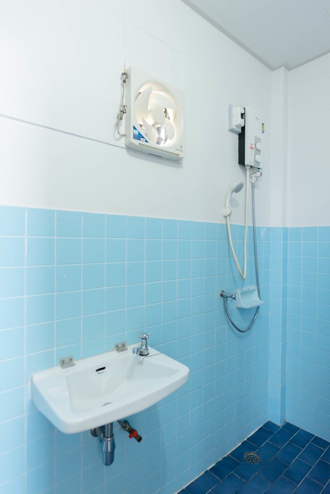 Deluxe Double Room | Bathroom | Shower