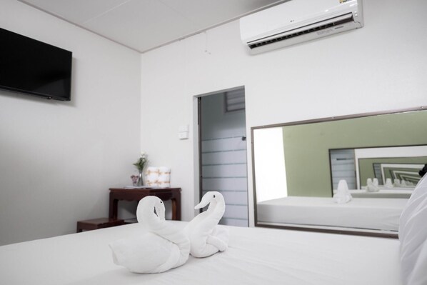 高级双人房 | 免费 WiFi