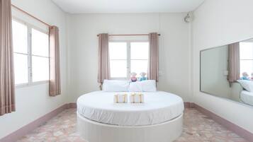 Deluxe Double Room | Free WiFi