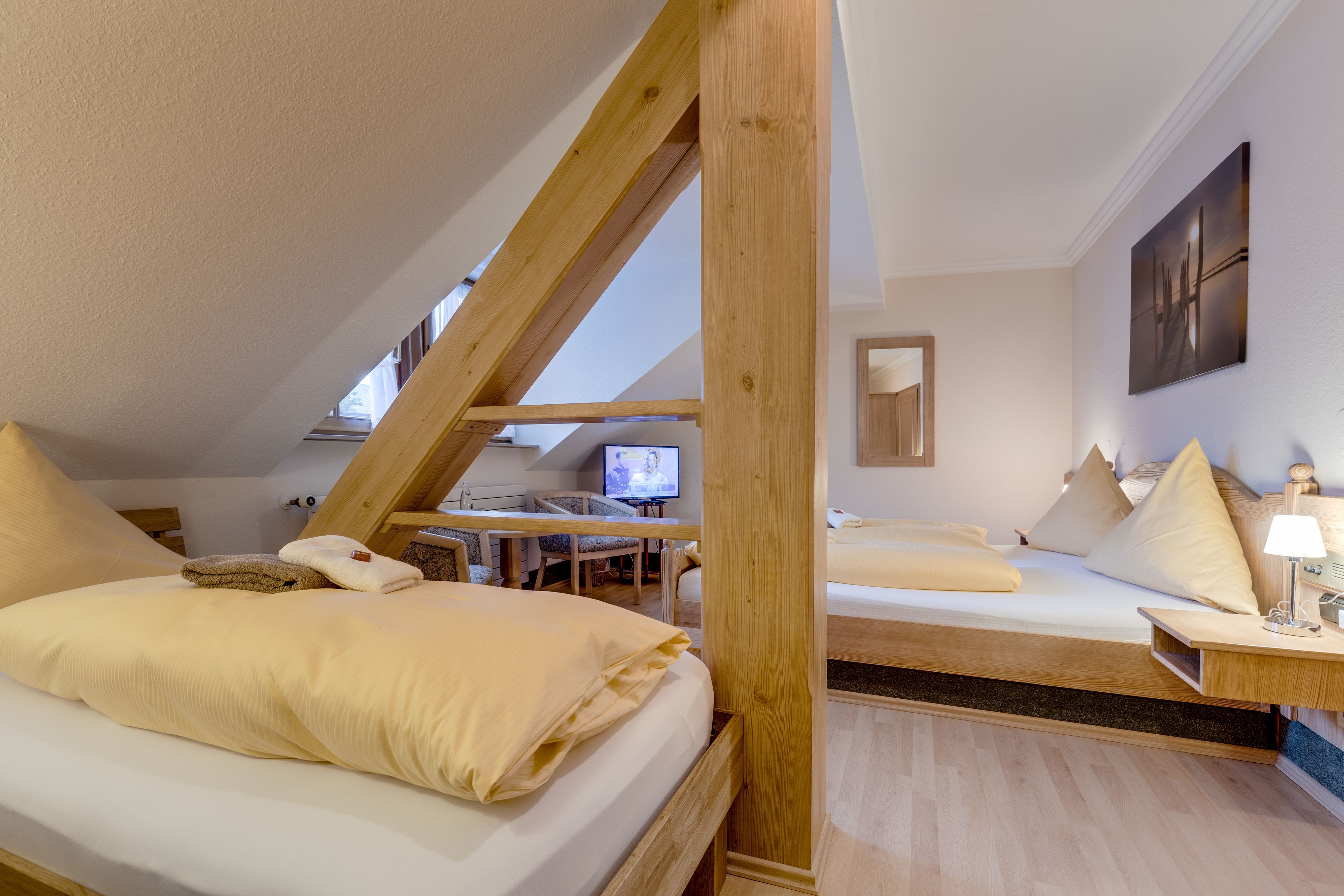 triple room | hypo-allergenic bedding, minibar, in-room safe, desk