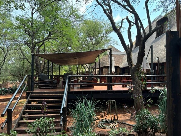 Terrace/patio - Thabankwe Bushveld Inn (Thabazimbi)