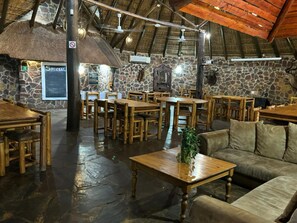 Interior - Thabankwe Bushveld Inn (Thabazimbi)