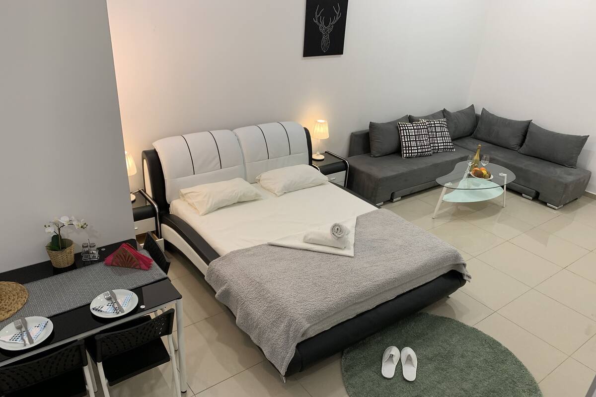 Standard-Studio, 1 Schlafzimmer | Kostenloses Internet per Kabel, Bettwäsche