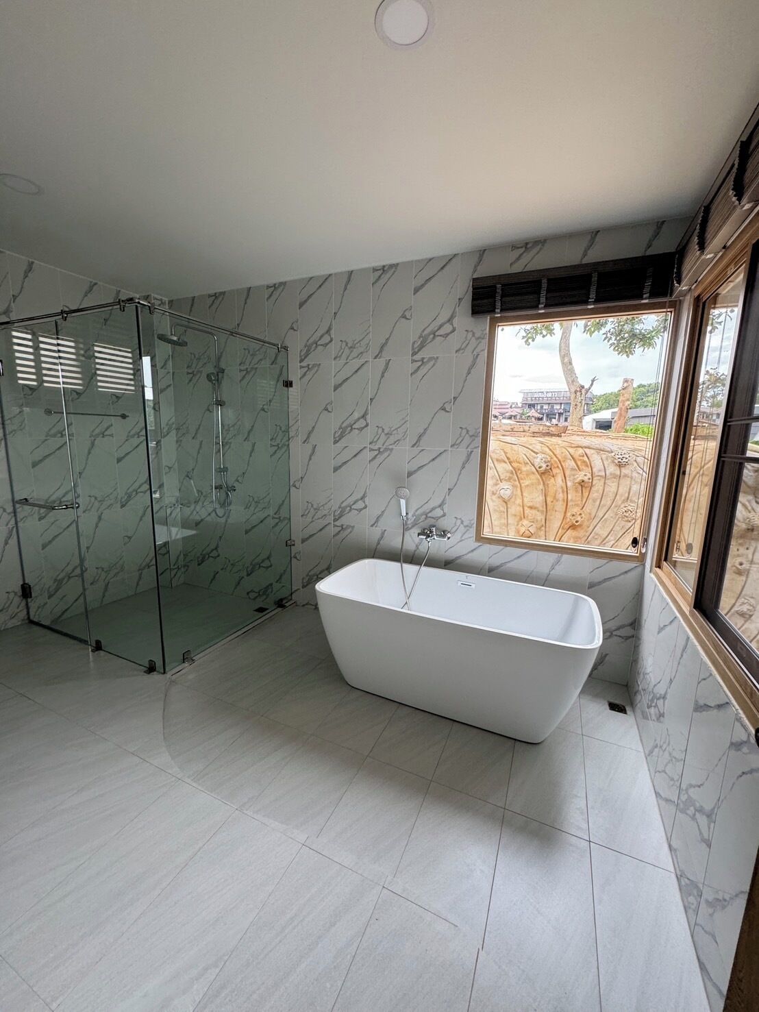 Superior tent, 1 slaapkamer | Badkamer | Een douche, gratis toiletartikelen