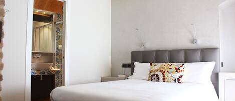 Double or Twin Room | Premium bedding, in-room safe, desk, soundproofing