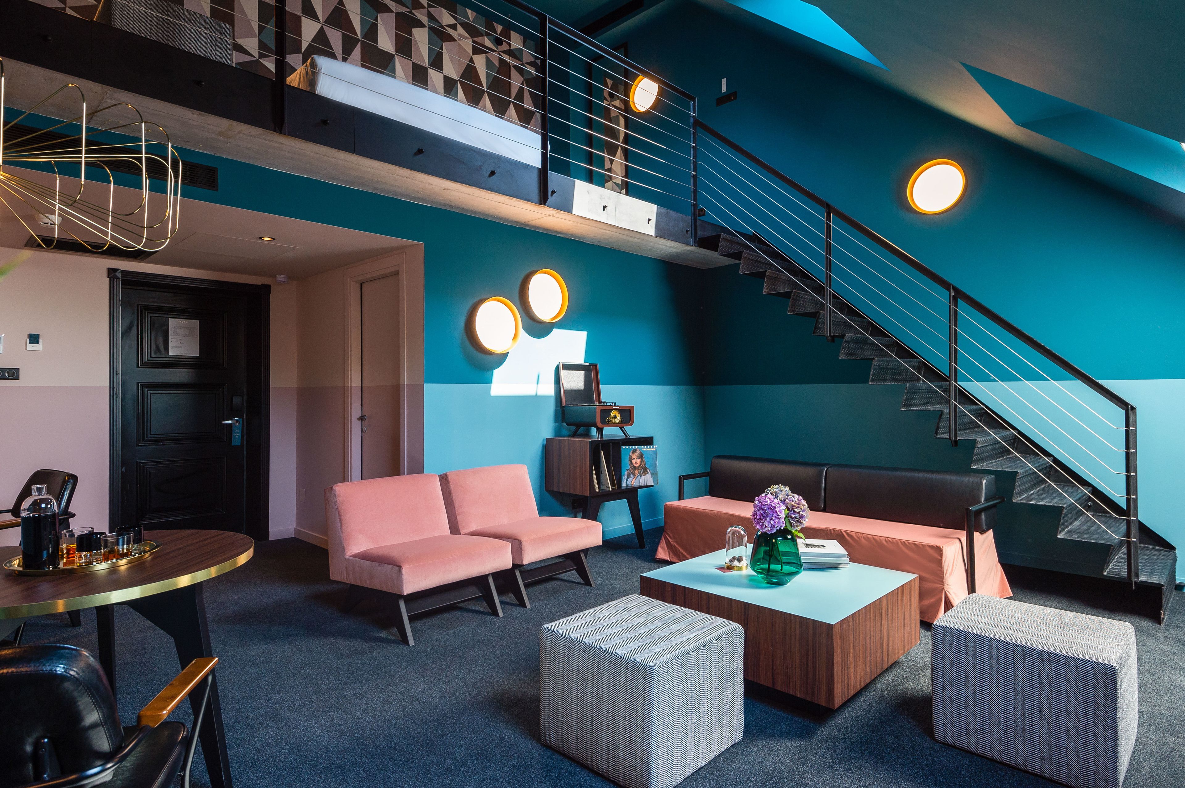 junior suite, 1 bedroom | 1 bedroom, hypo-allergenic bedding, minibar, in-room safe