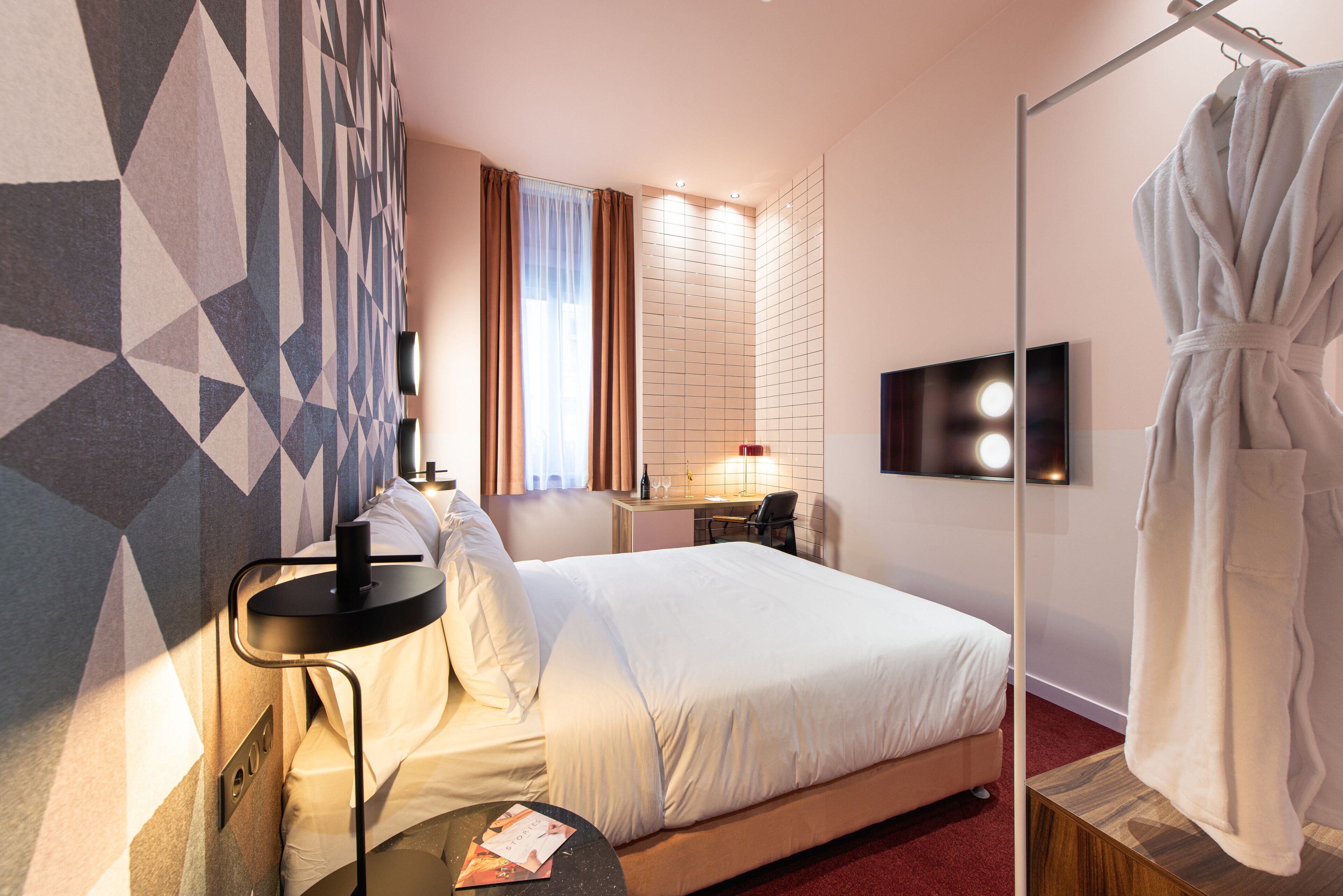 superior double room, 1 bedroom | city view