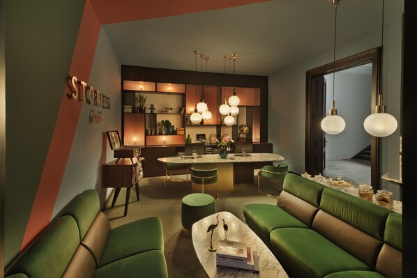 Sala de estar en el lobby