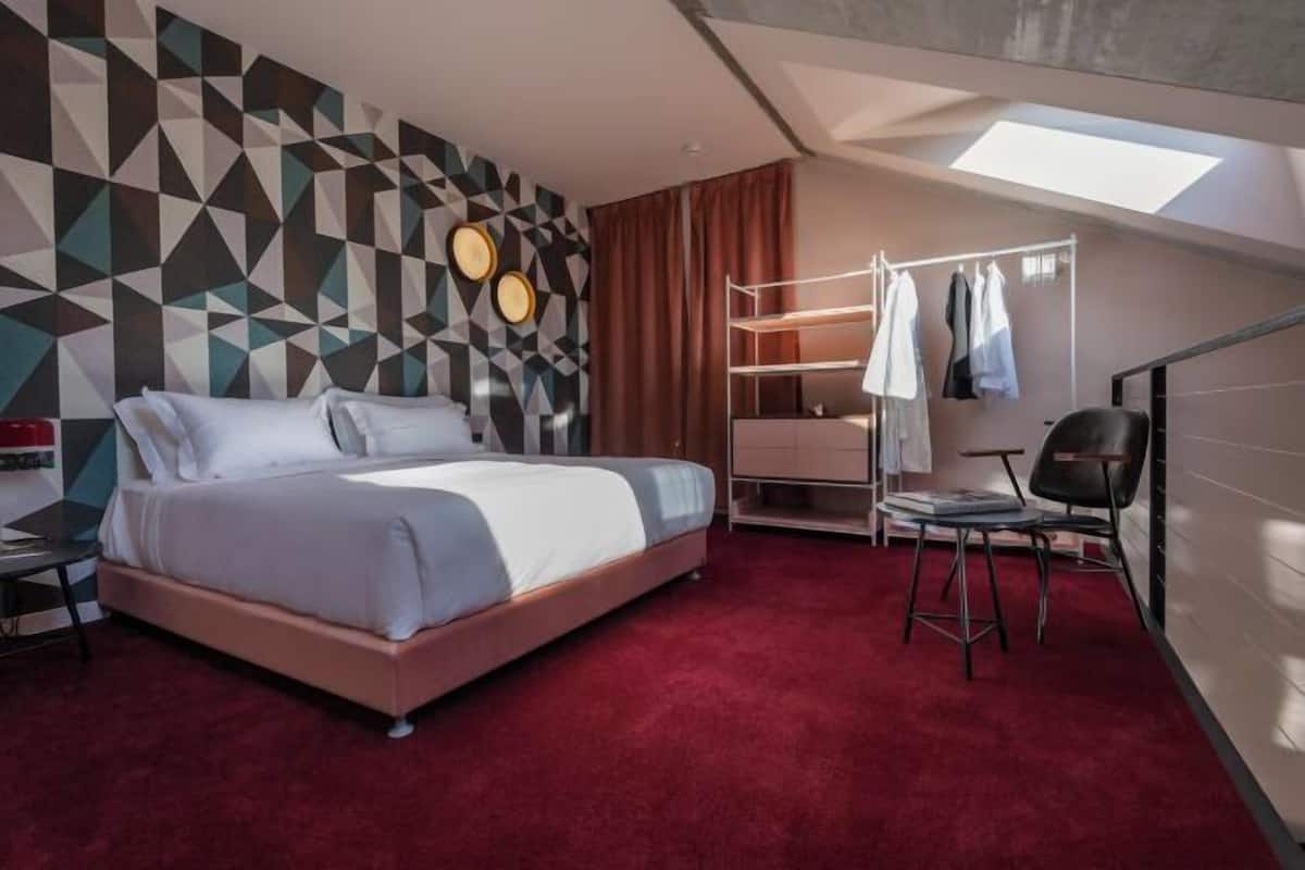 1 habitación, ropa de cama hipoalergénica y minibar