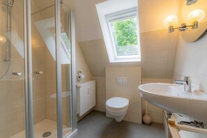 Douche, séchoir à cheveux