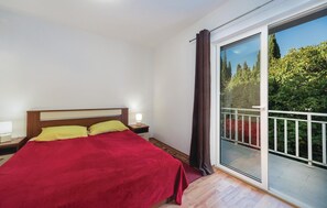 2 bedrooms, travel crib, free WiFi, bed sheets - Cozy apartment in Blace with WiFi (Blace)