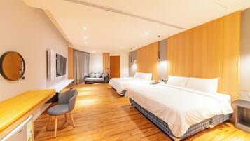 Classic Quadruple Room