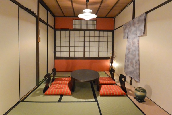 House, Private Bathroom | 3 bedrooms, iron/ironing board, free cribs/infant beds, travel crib