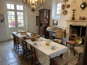 Petit déjeuner continental compris tous les jours