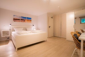 Unclassified image, 2 of 18, button