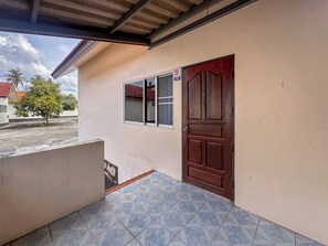 Standard Room, 1 King Bed | Terrace/patio - Chumphon Park Resort (Chumphon)