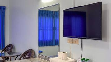 Escritorio y wifi gratis