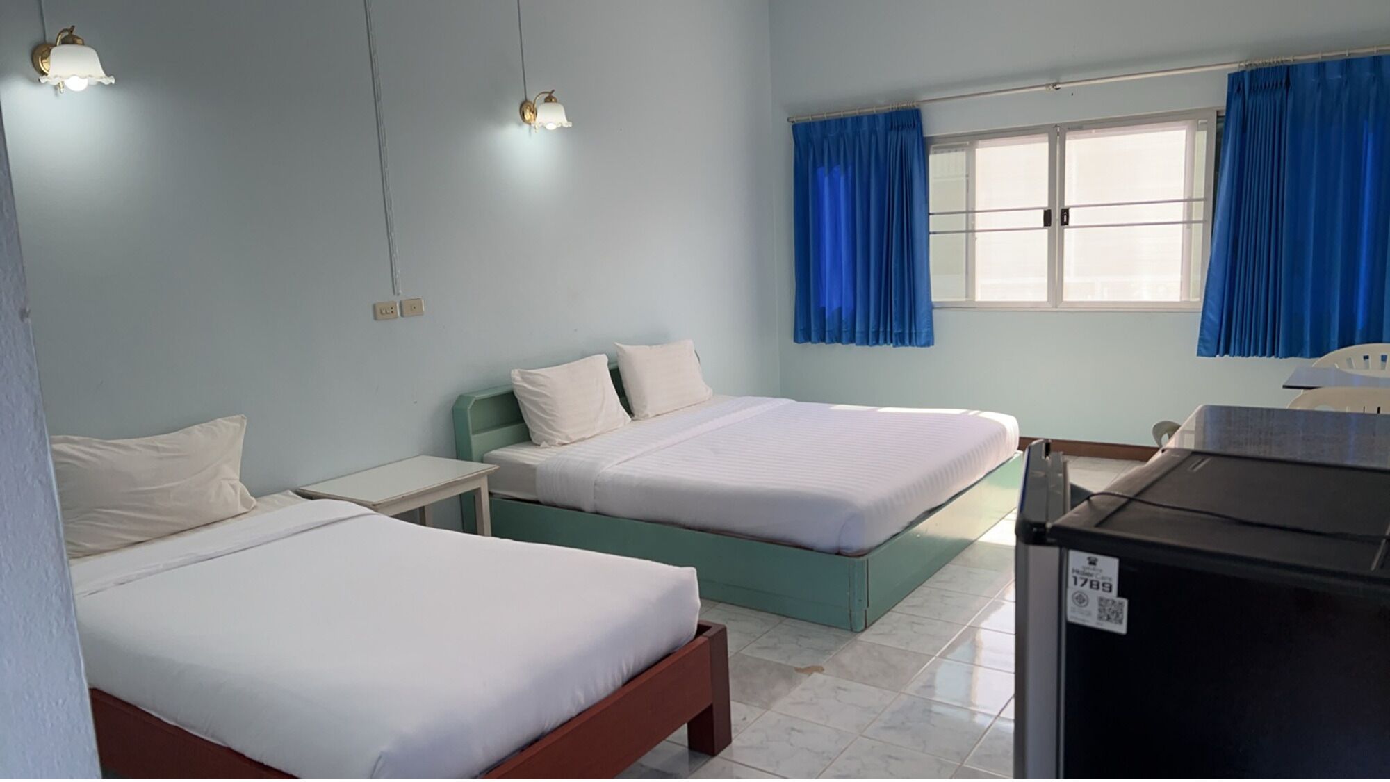 Habitación triple estándar | Escritorio y wifi gratis 