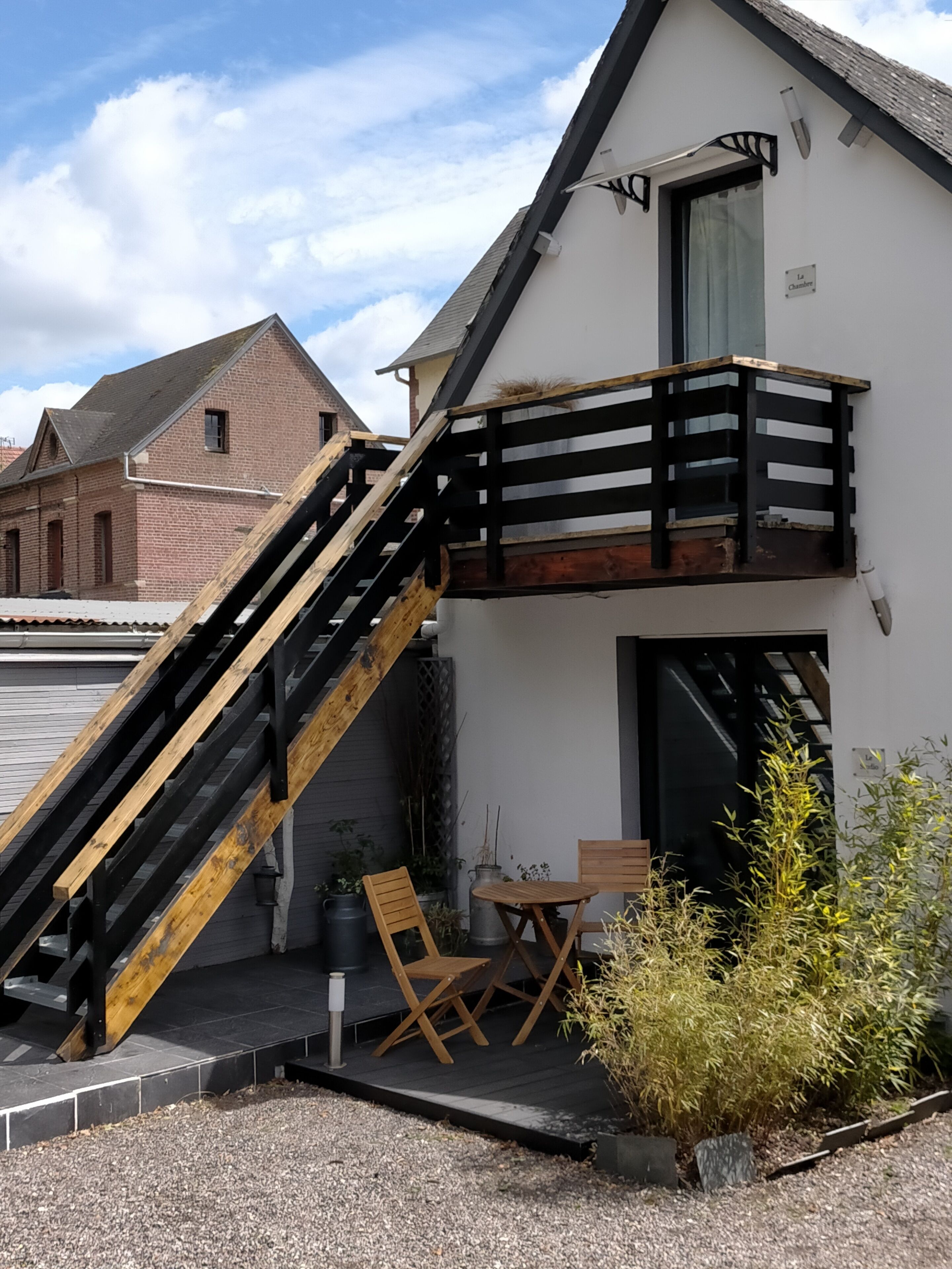 Studio Standar, ensuite (Le studio) | Eksterior