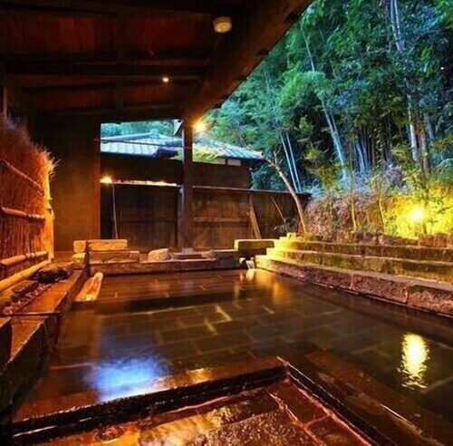 Hirayama Onsen Yama Futokoro no Yado Ichiboku Isso