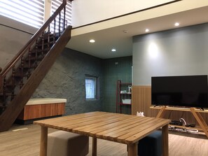 Classic Double Room, 1 Double Bed, Non Smoking | Blackout curtains, rollaway beds, free WiFi - Jinguashi Cloud Mountain Homestay B&B (New Taipei City)