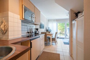 Réfrigérateur, micro-ondes