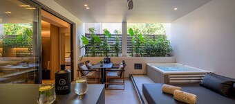 Evanik Chic Hotel