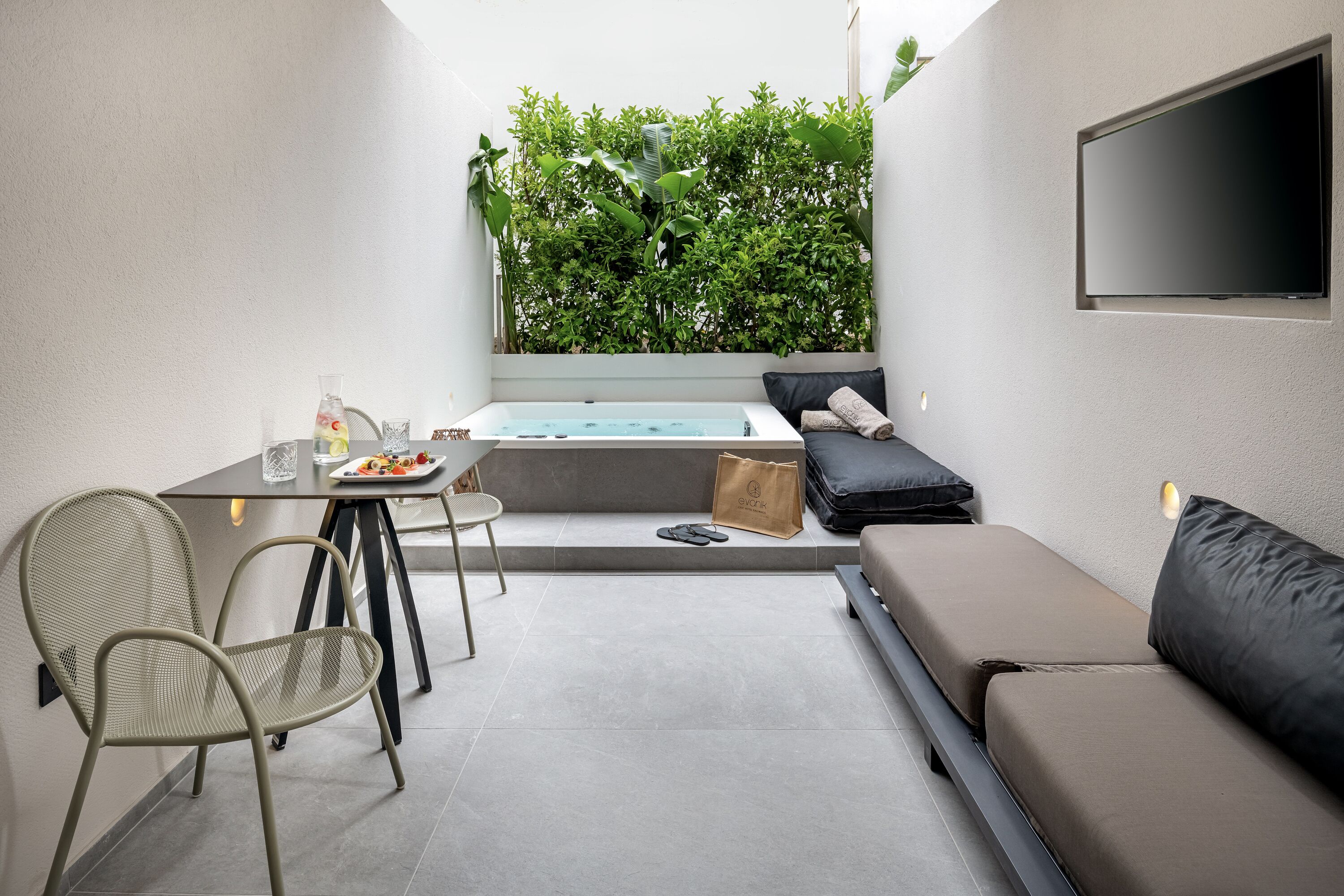 double room with outdoor jacuzzi | terrace/patio