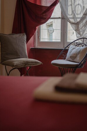 Rollaway beds, free WiFi, bed sheets - Antico Pozzo Bed and Breakfast (Finale Ligure)