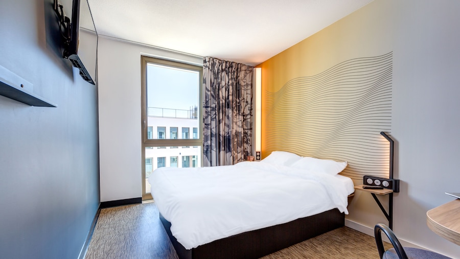 B&B HOTEL Paris Sud Châtenay Malabry