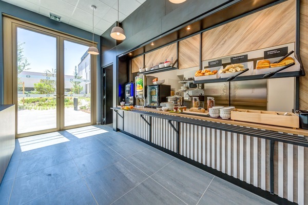 Daily buffet breakfast for a fee