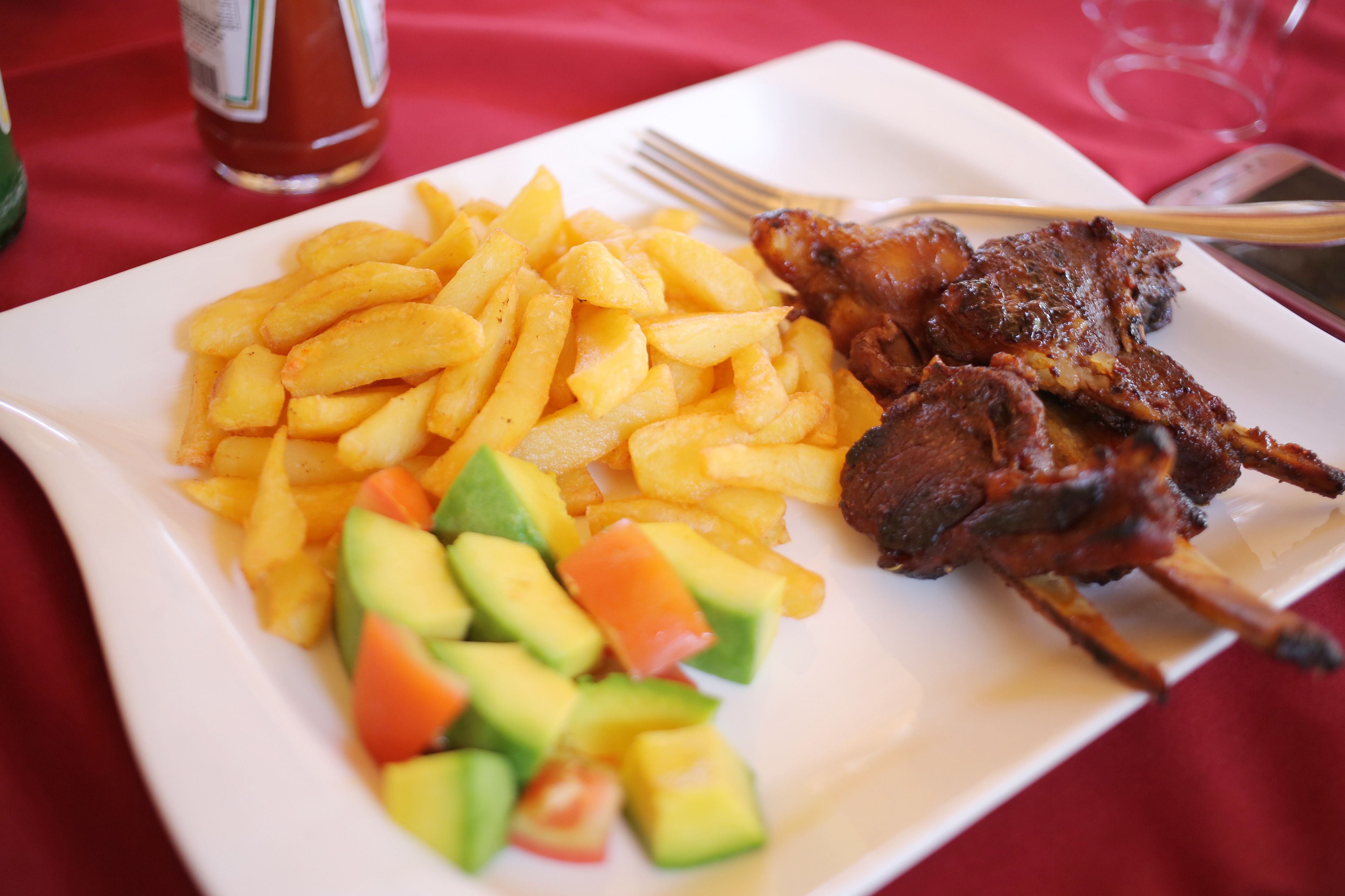 breakfast, lunch, dinner served; international cuisine