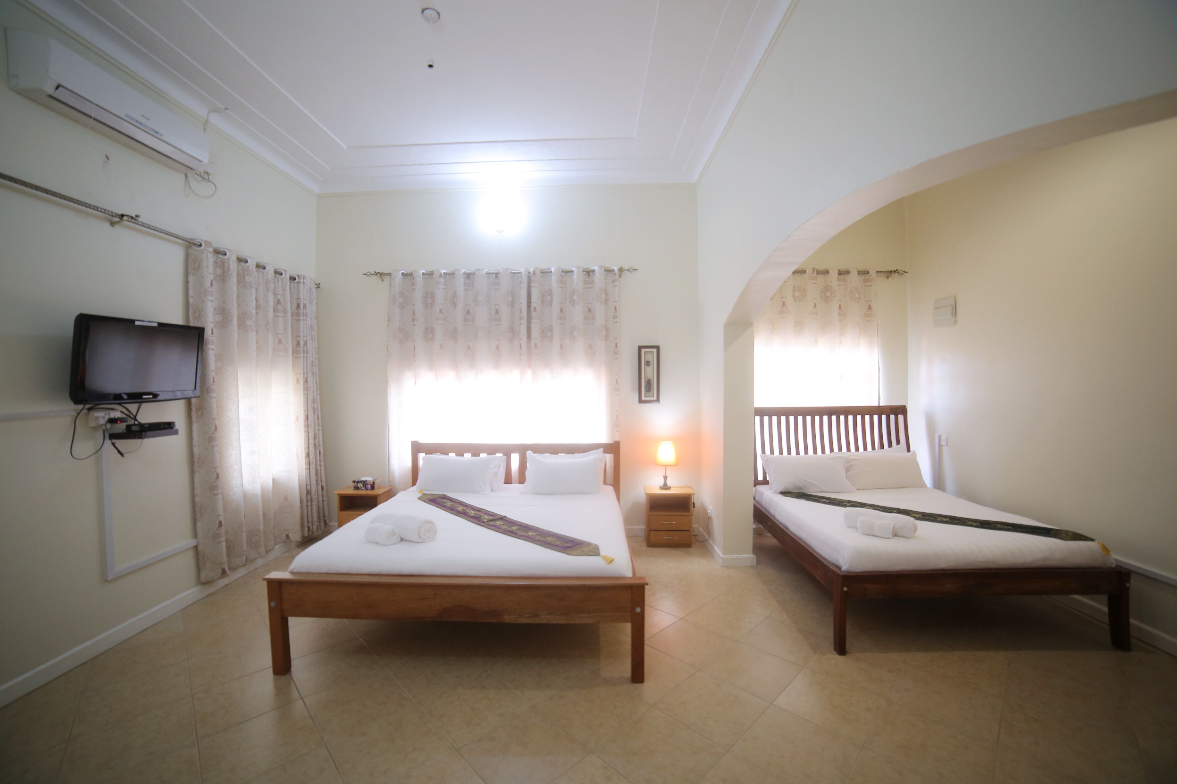 economy double room | premium bedding, down duvets, in-room safe, desk