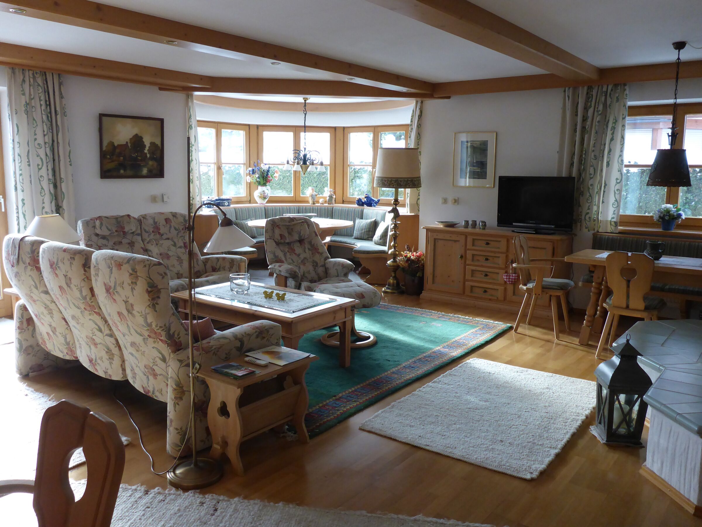 Ferienwohnung 106 Qm Wohnzimmer, Schlafzimmer Und Süd-terrasse - Aschau im Chiemgau